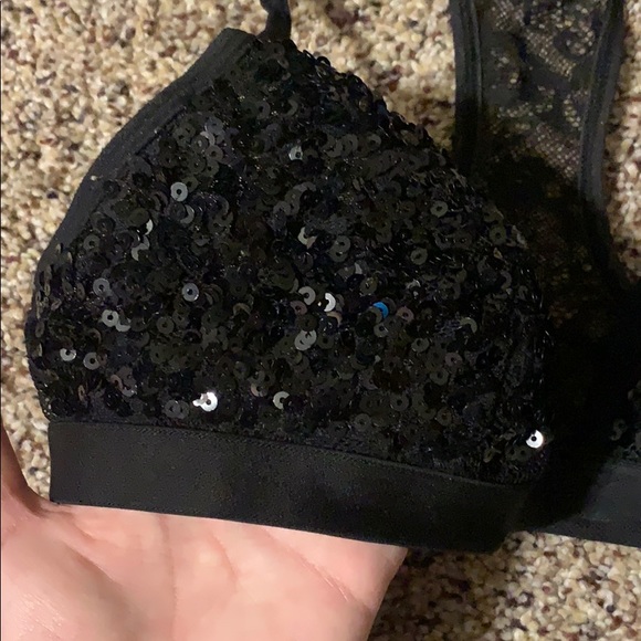 Sequin VS bra - Picture 2 of 5